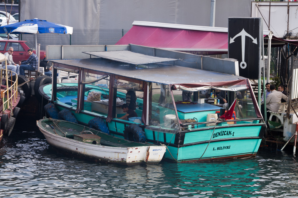 Along the Golden Horn (Halic)