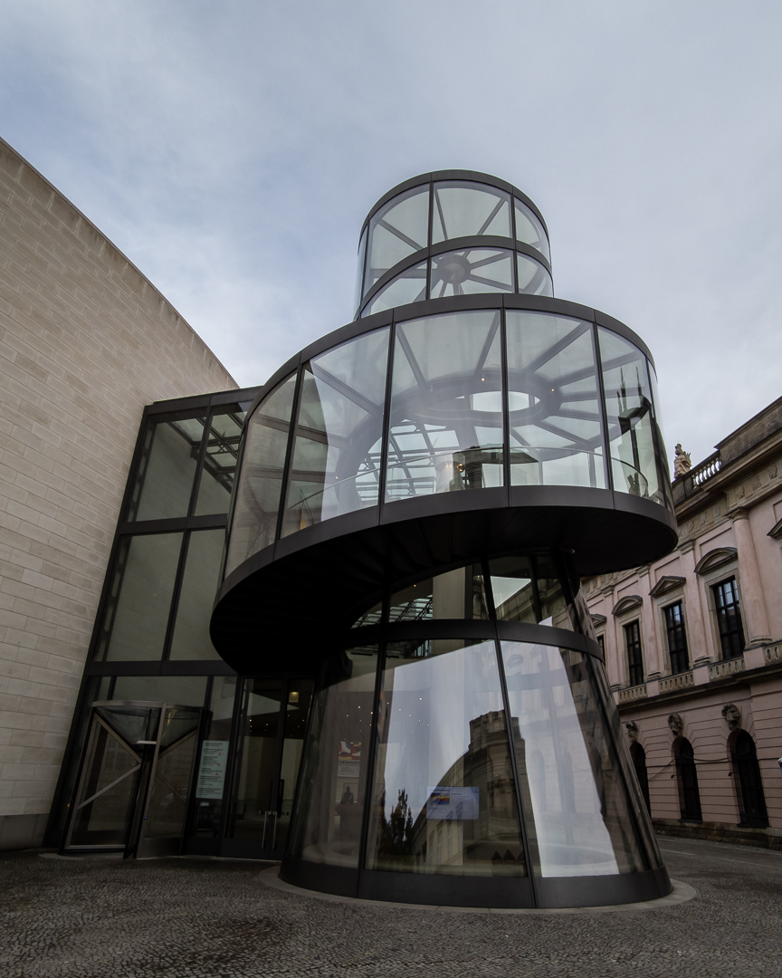 German History Museum annex by I.M. Pei